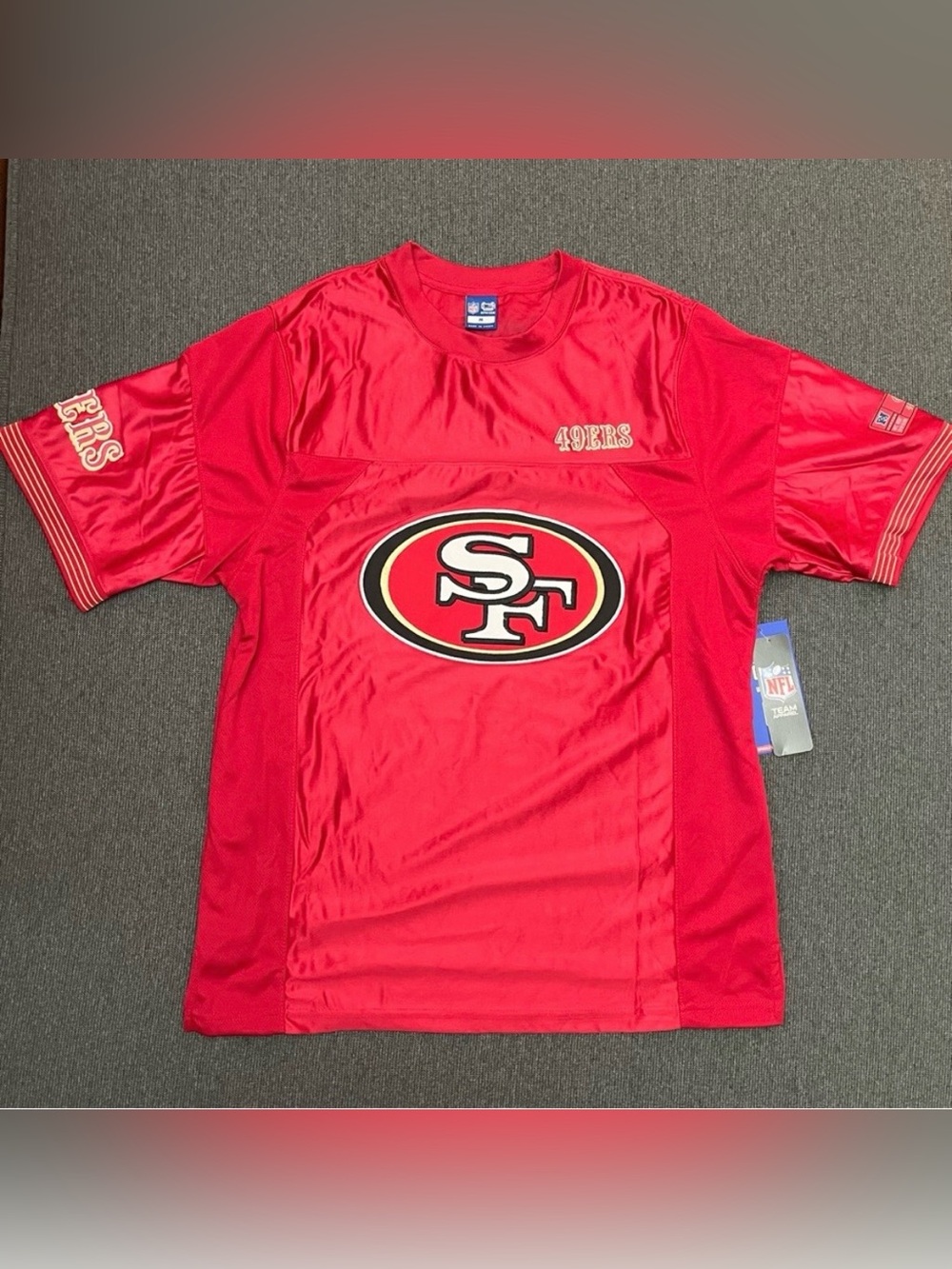 New San Francisco 49ers (Men’s size Medium) NFL Team Apparel Jersey
